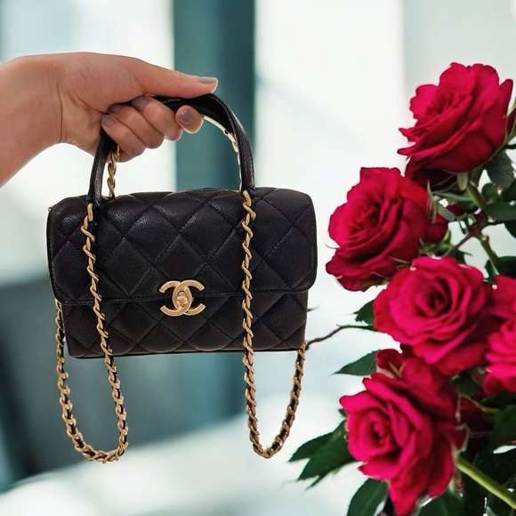 CHANEL 23S Classic Top  Handle Flap Black Caviar Leather Gold HWR Small Bag! - Picture 4 of 16